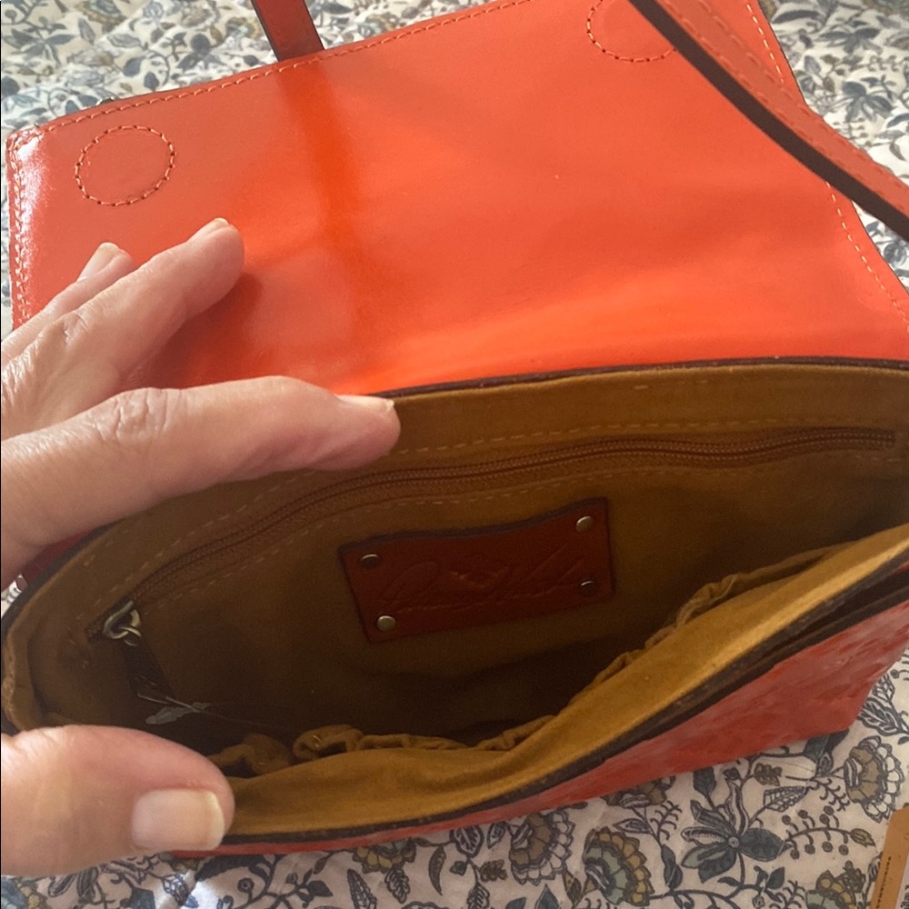 Patricia Nash Corfu Crossbody Bag NWT Bright Coral - Picture 3 of 6